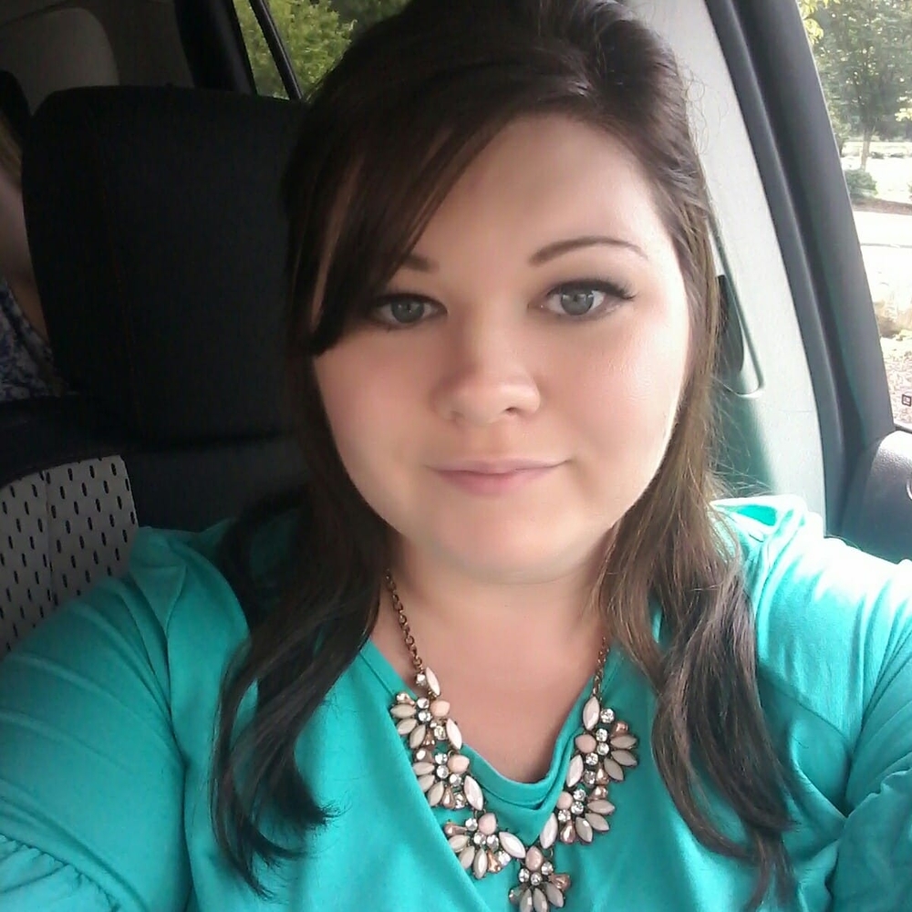 Meet your Posher, Kourtnie